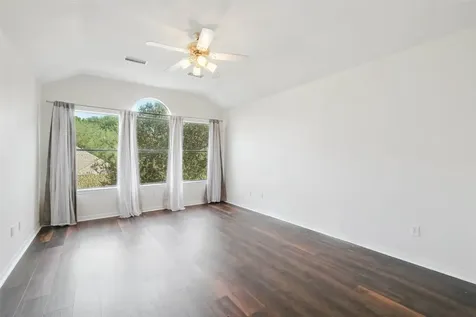 10222 Thornmont Lane Houston TX 77070
