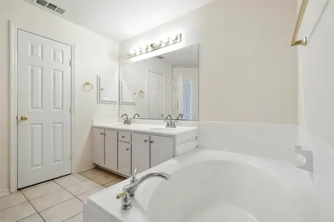 10222 Thornmont Lane Houston TX 77070