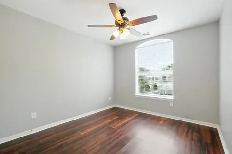 10222 Thornmont Lane Houston TX 77070