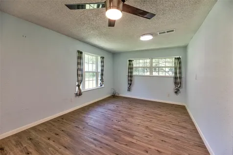 3003 Paul Knox Street Huntsville TX 77320