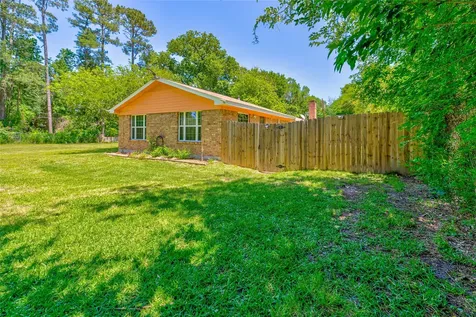 3003 Paul Knox Street Huntsville TX 77320