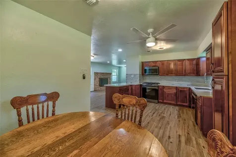3003 Paul Knox Street Huntsville TX 77320