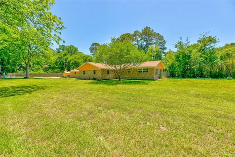 3003 Paul Knox Street Huntsville TX 77320