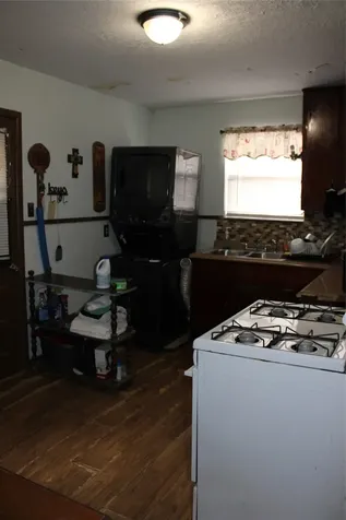 1203 Egypt Street Houston TX 77009