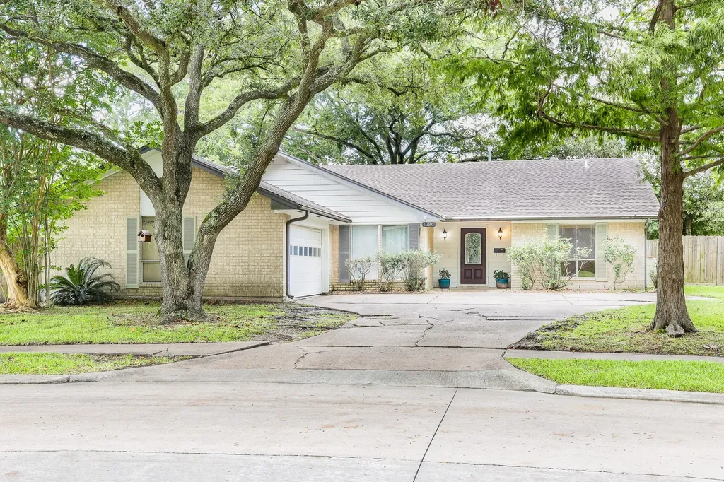 1226 Ferndale Drive Seabrook TX 77586