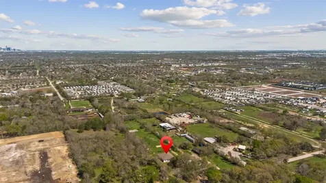 4425 Fuqua Street Houston TX 77048