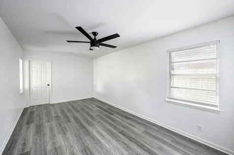 1934 Woodvine Drive Houston TX 77055
