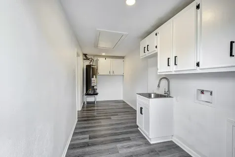 1934 Woodvine Drive Houston TX 77055
