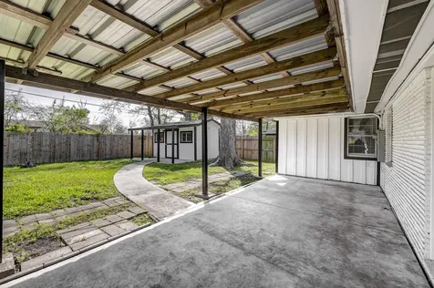 1934 Woodvine Drive Houston TX 77055