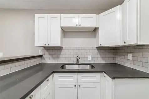 1424 Marshall Street 9 Houston TX 77006