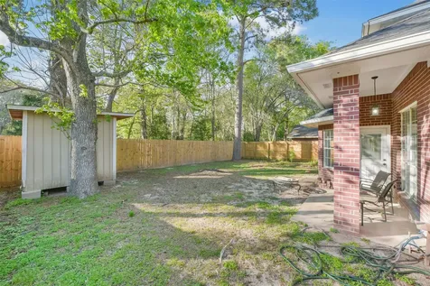 201 Pine Place Street Dayton TX 77535