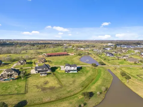 703 Leaning Oak Trail Richmond TX 77406