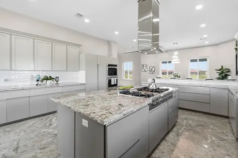 703 Leaning Oak Trail Richmond TX 77406