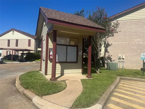 2120 El Paseo Street 806 Houston TX 77054