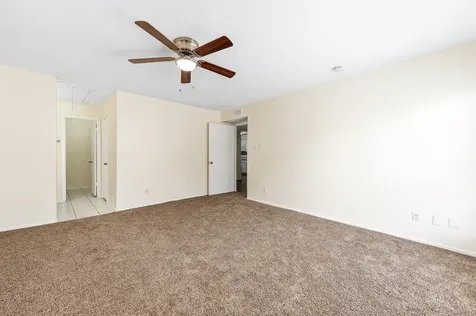 14515 Wunderlich Drive 812 Houston TX 77069