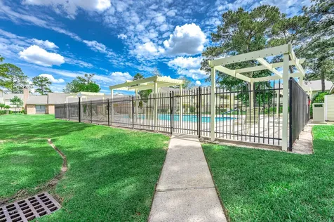 14515 Wunderlich Drive 812 Houston TX 77069