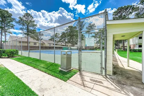 14515 Wunderlich Drive 812 Houston TX 77069