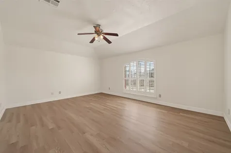 15910 Clayton Bend Drive Houston TX 77082