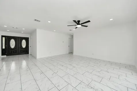 1418 San Sebastian Lane Nassau Bay TX 77058