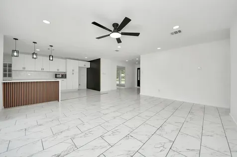 1418 San Sebastian Lane Nassau Bay TX 77058
