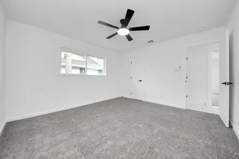 1418 San Sebastian Lane Nassau Bay TX 77058