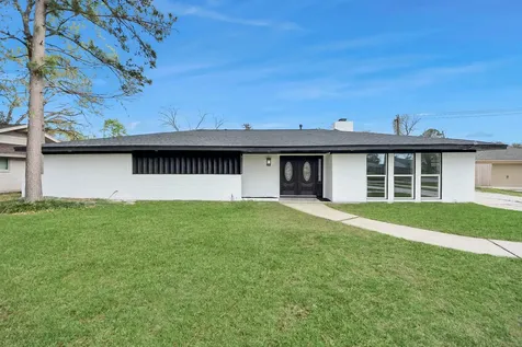 1418 San Sebastian Lane Nassau Bay TX 77058