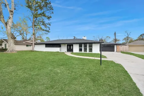 1418 San Sebastian Lane Nassau Bay TX 77058