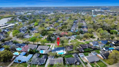 1418 San Sebastian Lane Nassau Bay TX 77058