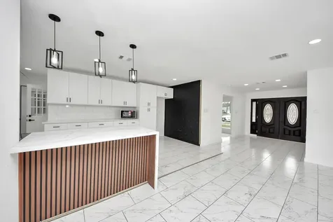 1418 San Sebastian Lane Nassau Bay TX 77058
