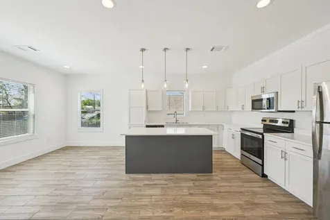 3151 Christie Street Houston TX 77026