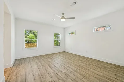 3151 Christie Street Houston TX 77026