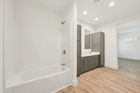 3151 Christie Street Houston TX 77026