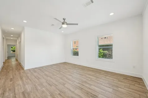 3151 Christie Street Houston TX 77026
