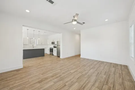 3151 Christie Street Houston TX 77026