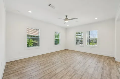 3151 Christie Street Houston TX 77026