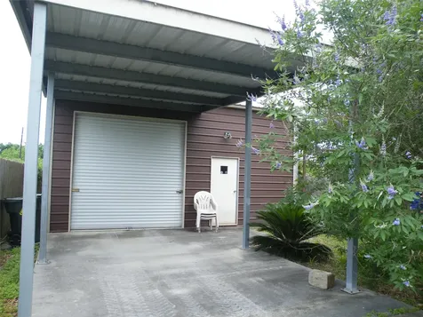 729 17th Street Dickinson TX 77539