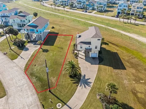 25306 Intrepid Lane Galveston TX 77554
