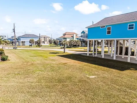 25306 Intrepid Lane Galveston TX 77554