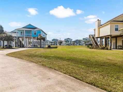 25306 Intrepid Lane Galveston TX 77554