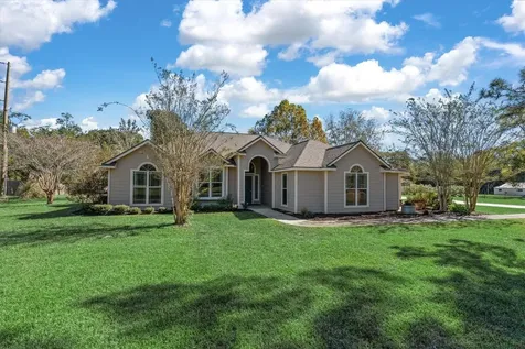 10205 Fostoria Road Cleveland TX 77328