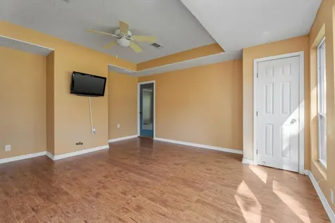 10205 Fostoria Road Cleveland TX 77328