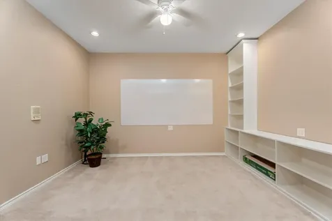 10205 Fostoria Road Cleveland TX 77328