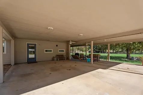 10205 Fostoria Road Cleveland TX 77328