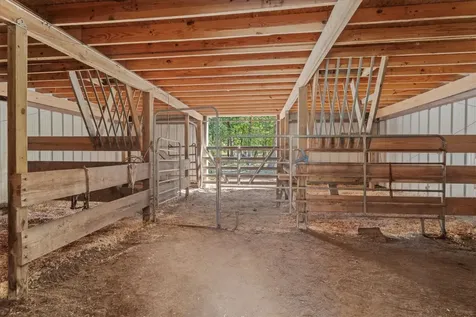 10205 Fostoria Road Cleveland TX 77328