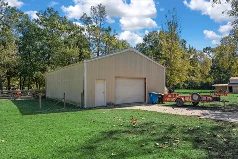 10205 Fostoria Road Cleveland TX 77328