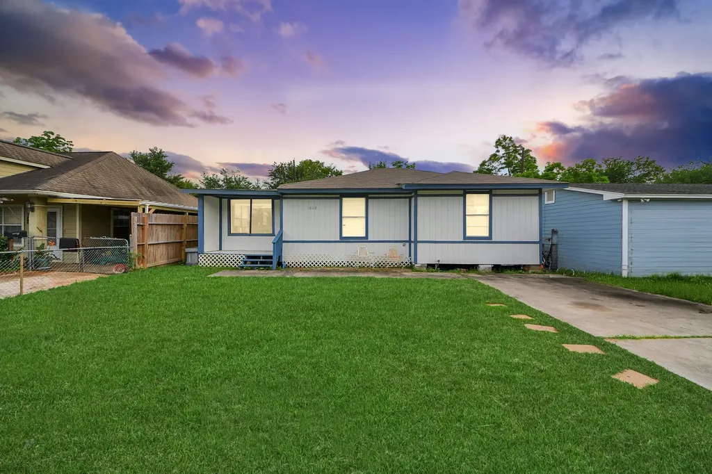 10118 Norvic Street Houston TX 77029