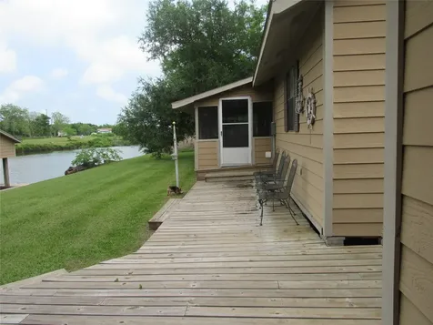 242 Sir Lancelot Drive N Sargent TX 77414