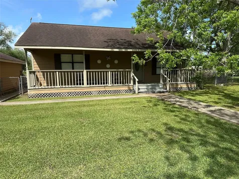 242 Sir Lancelot Drive N Sargent TX 77414
