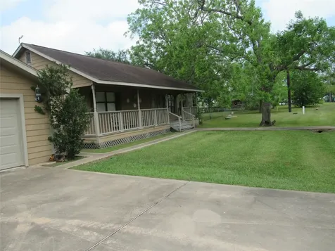 242 Sir Lancelot Drive N Sargent TX 77414