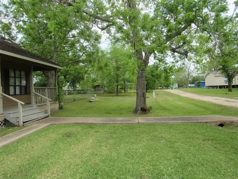 242 Sir Lancelot Drive N Sargent TX 77414